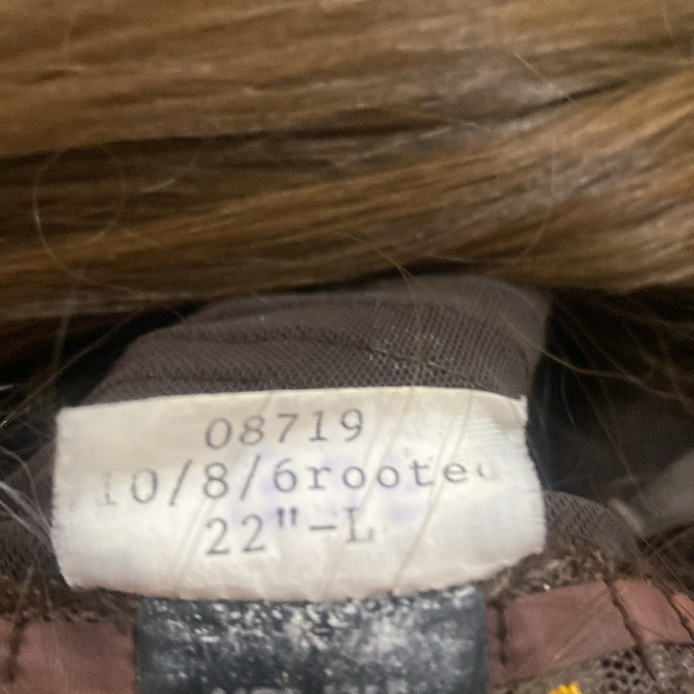 Great condition brunette skin top wig - Picture 3 of 4